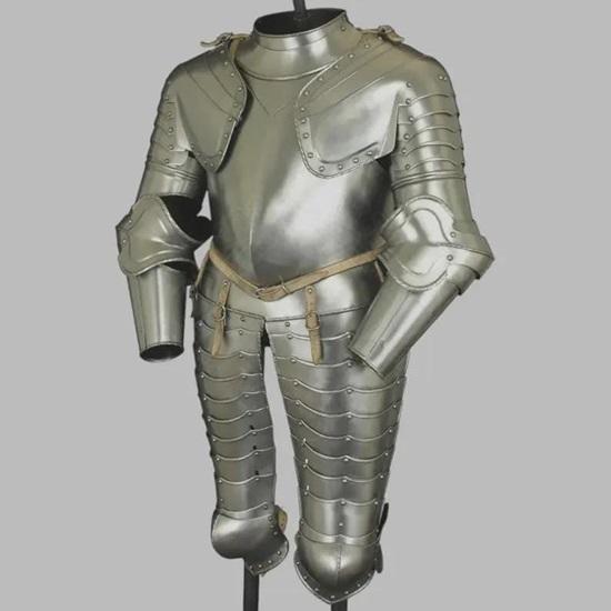 

Средневековый стальной рыцарь французская полировка доспехи костюм полудоспехи рыцарская кираса с набедренниками, защита рук, горжет ЛАРП реконструкция костюм