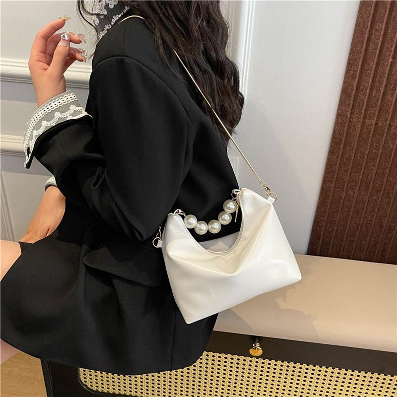 Premium Sense Pearl Temperament Handbag Women's New Exquisite and Beautiful Chain One Shoulder Messenger Bag Dumpling Bag