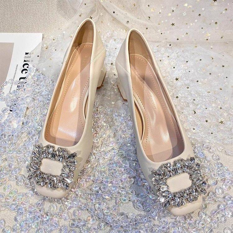 French beige high heels women's 2025 spring and summer new soft leather commuting square head thick heel rhinestone temperament single shoes