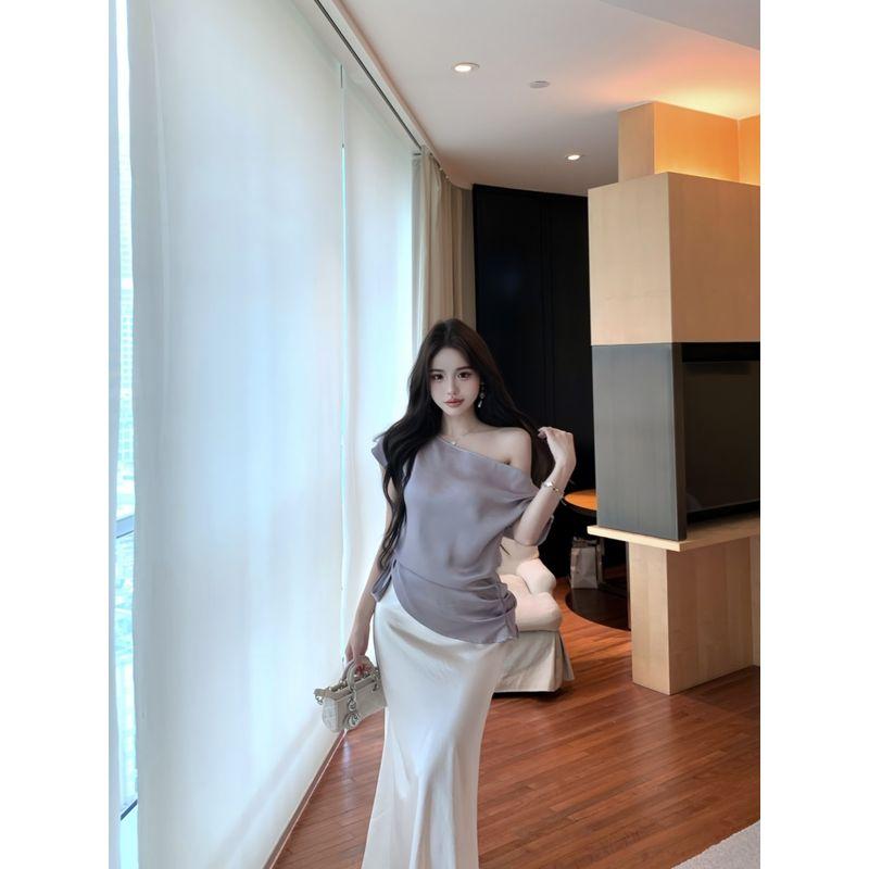 Kumikumi Pure Desire Style Set Sexy Sloping Shoulder Short Sleeve T-shirt Women Summer French Style Satin Hip Skirt Two-piece Set