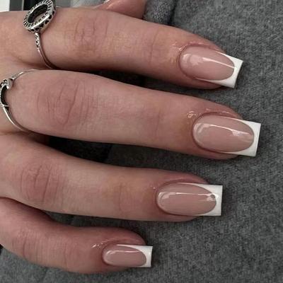 Fake-Nagel, Nagelstück French, Nagel mit weißem Rand, Nagelpflaster, Nagelaufnäher, Nagelstück