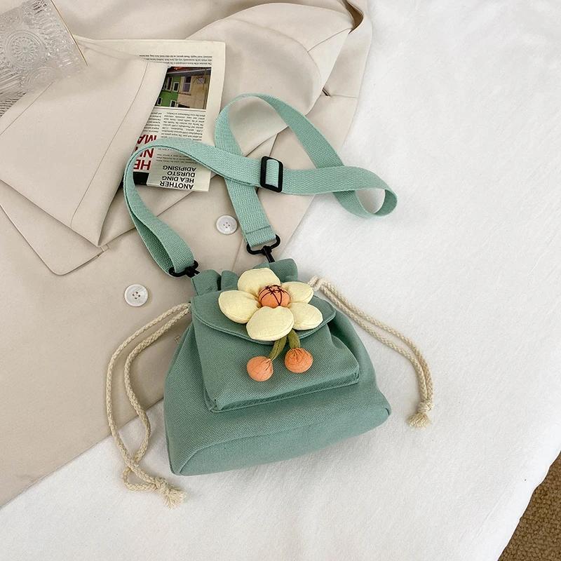 Blumen Damentaschen Neue modische Umhängetasche aus Segeltuch mit Kordelzug für Frauen Süße Messenger-Handtaschen für Reisen und Urlaub