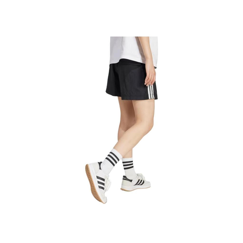 adidas Essentials 3-Strisce Lifestyle Larghi Vita Alta Tre Quarti Pantaloncini Casual Donna Pantaloncini Nero Bianco JE1309