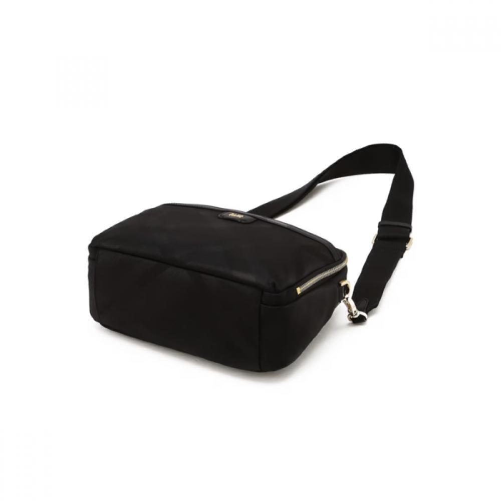 Daks Black Logo Nylon Cross Bag Dcba6e890bk