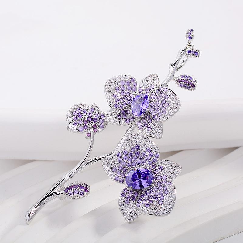 Orchid Butterfly Brooch Exquisite Floral Corsage Pin for Women Luxury Winged Bloom Jewelry Elegant Suit/Evening Gown Accessories