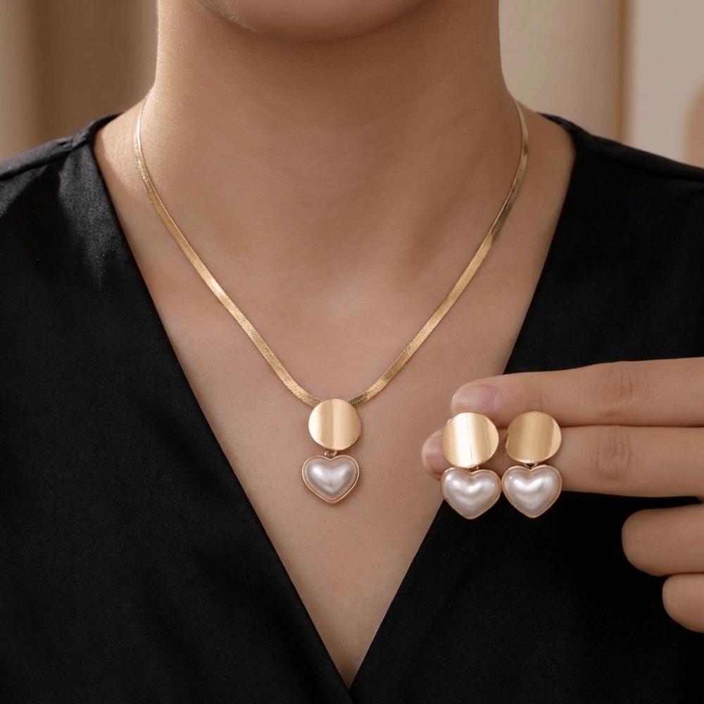 Elegant Imitation Pearl Earrings Circular Earrings Necklace Set New Heart Shaped Jewelry Set Daily