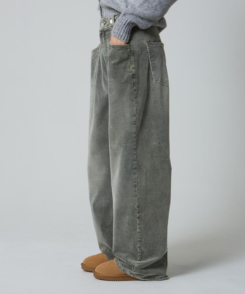 UNKNOWN PLANET Custom One-Pleat Wide Corduroy Pants Washed Khaki