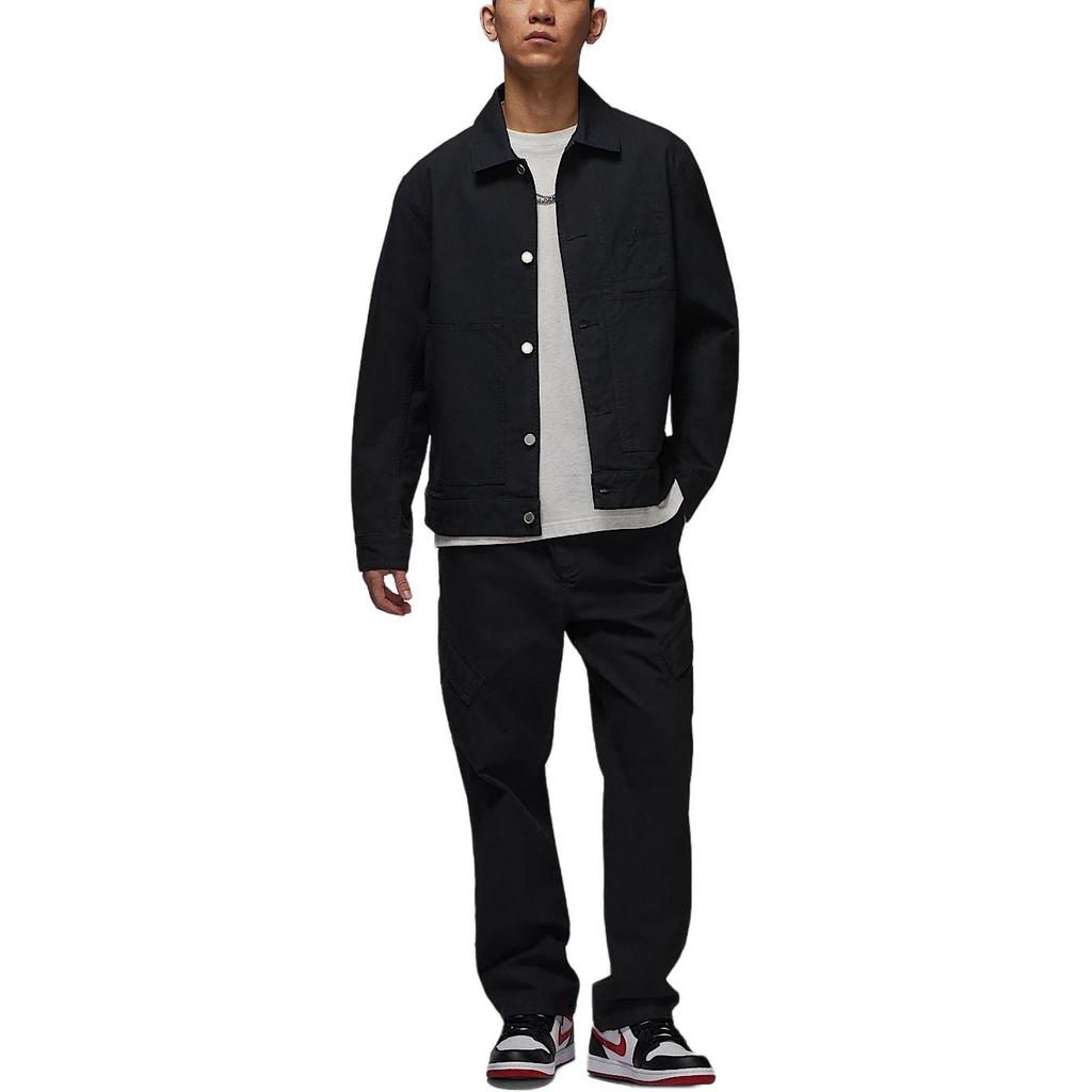 Jordan Essentials Chicago Locker gewebte Oversize-Jacke mit überschnittenen Schultern und langen Ärmeln für Herren, Jacke Schwarz HF9318010