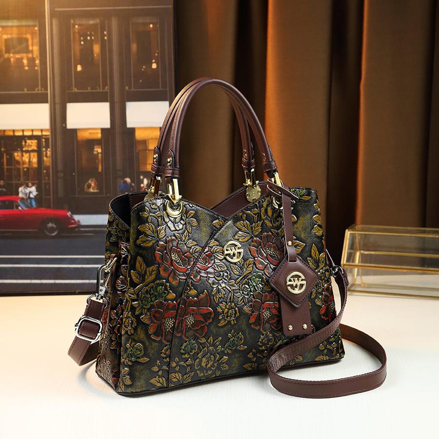 Chinese Classical Engraved Series Light Luxury Women'S Handbag Large Capacity Fashion High Sense Shoulder Messenger Bag