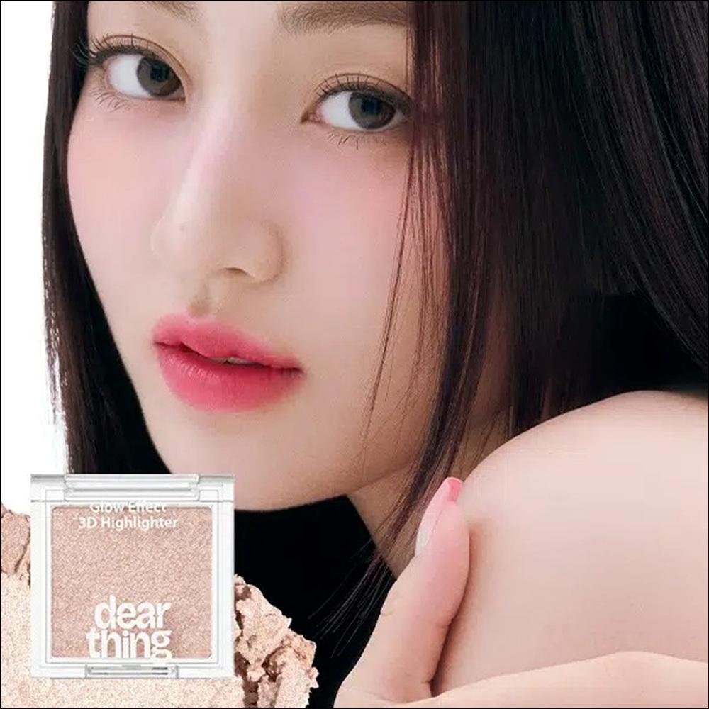 

[TWICE JIHYO s Pick] Milk Touch Dearthings Glow Effect 3D Highlighter Natural Radiance & Shimmer, Long-Lasting Glow, K-Beauty Makeup Dewy Gold