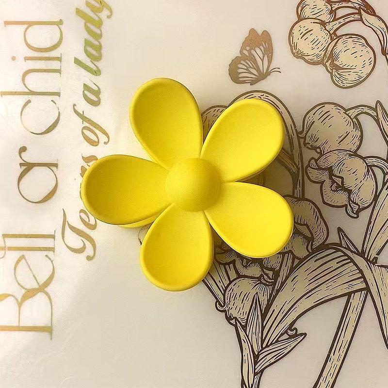 Milk Coffee Flower Claw Hair Clip - Five-Petal Cute Updo & Ponytail Accessory