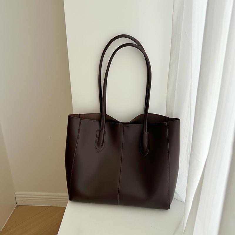 

2025 Women s Retro Korean Tote Bag: Fashionable, Versatile, Large Capacity Single Shoulder Bag
