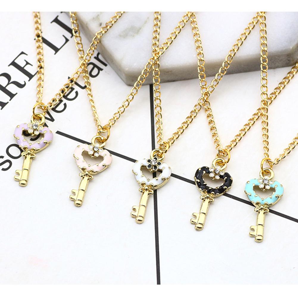 Women Heart Key Shape Hollow Cute Alloy Pendant Necklace with Chain Christmas Gift