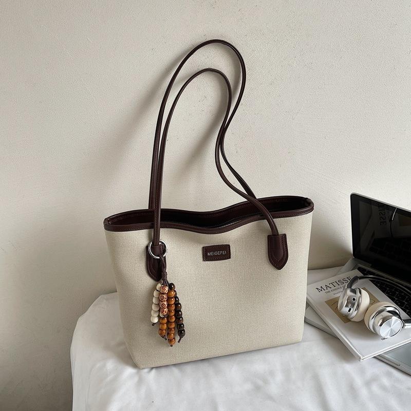 Korean Version of Foreign Style Casual Shoulder Bag Women's New High-value Large-capacity Armpit Bag Fashionable and Simple Tote Bag Foreign Style