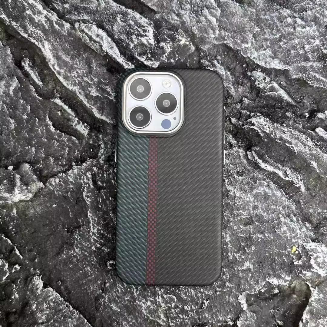 

Color-Block Carbon Fiber Magnetic Case for iPhone 17 Pro Max - Apple 16 Kevlar Hard Shell iPhone 14