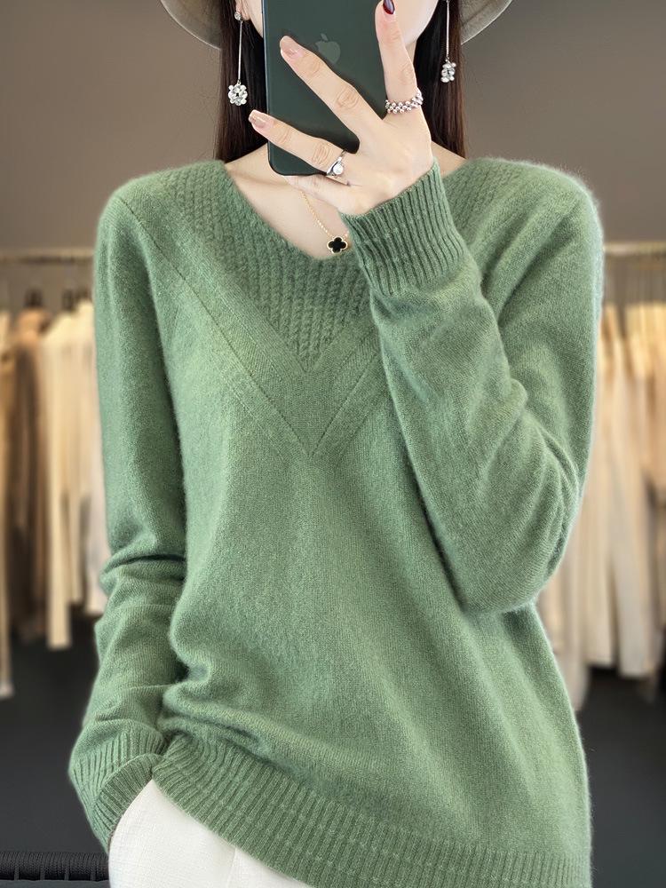 Women's Speckled Yarn Wool V-Neck Sweater - Thick, Loose-Fit, Perfect for Autumn/Winter
