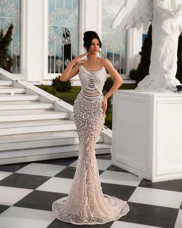 Strapless Pearl Series Deep V-neck Mesh High Waist Evening Gown - Black & White Large
