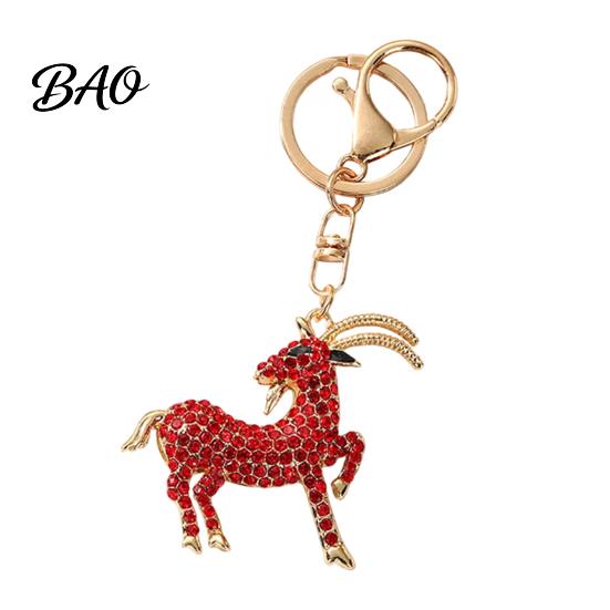 Key Chain Accessory Goat Keychain with Sparkling Rhinestone, Golden Plated Sheep Alloy Decorative Backpack Keyring, Bling Animal Pendant for