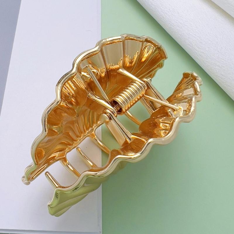 Elegant Gold Metal Seashells Hair Claw for Women Stylish Clip Crab Clamp Hairwear Hair Shaping Claw Clip for Daily Use