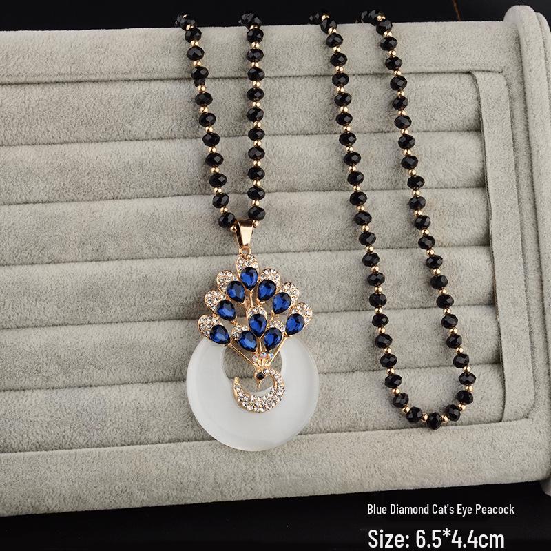 Elegant Women’s Crystal Flower Pendant Necklace - Versatile Autumn/Winter Sweater Chain Accessory