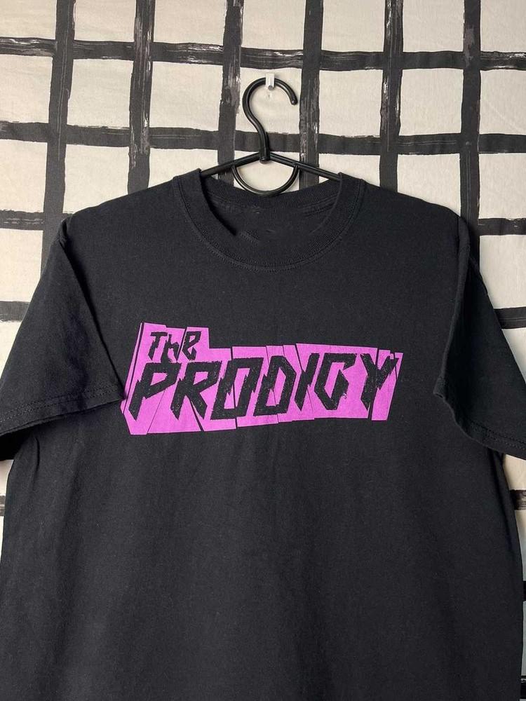 

THE PRODIGY Классическая розовая футболка с логотипом Все размеры Унисекс Футболка AR433 Унисекс Футболка L