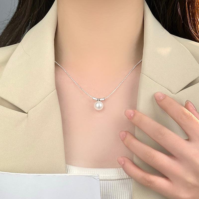 Personalized Bamboo Pearl Necklace for Women's Inset Style, Fashionable and Cool Style, Collarbone Chain Neck Ornament