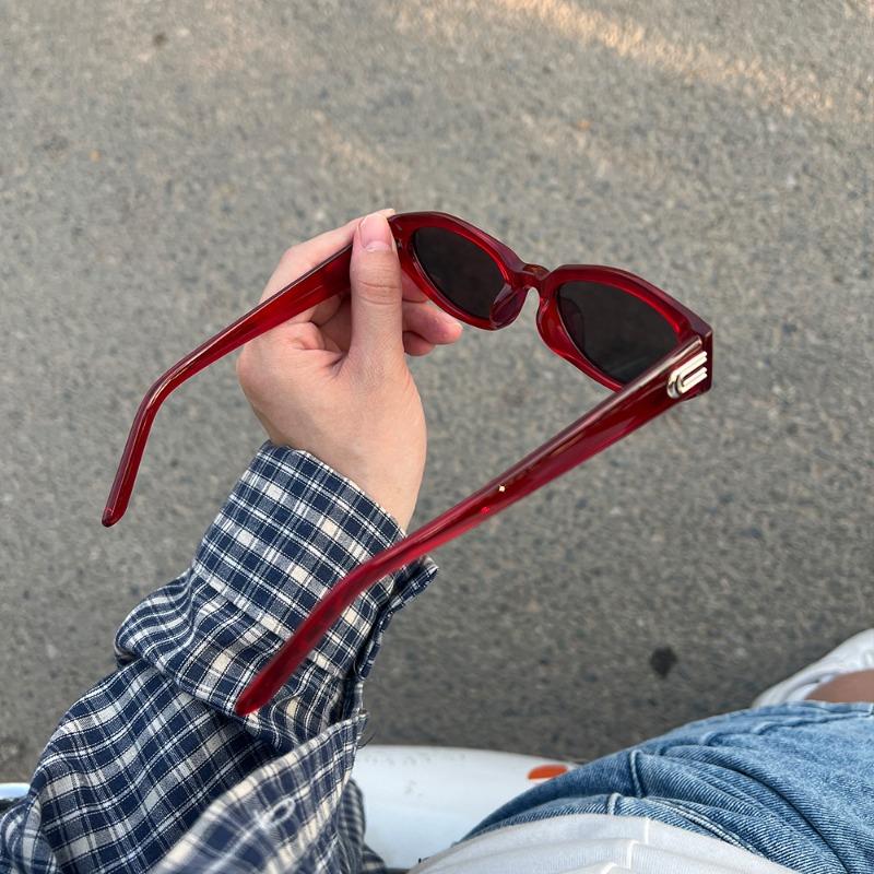 Fashionable Retro Cat Eye Sunglasses Unisex Uv Protection Trendy Eyewear Ladies' High-End Sensation Men'S Style Accessories