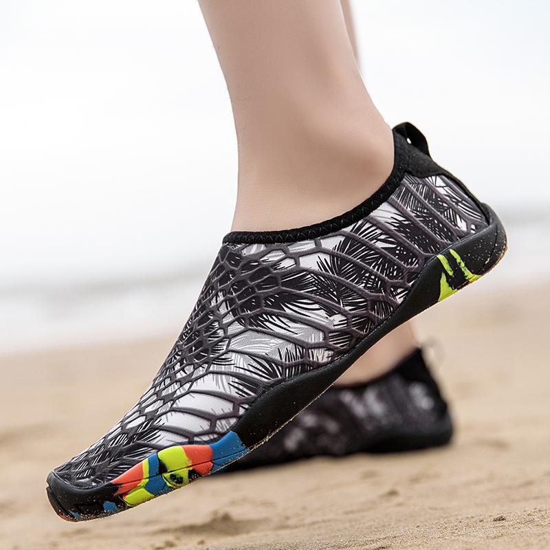 Couple Outdoor Swimming Wading Creek Shoes Snorkeling Water Skiing Shoes Men's and Women's Beach Shoes Treadmill Shoes