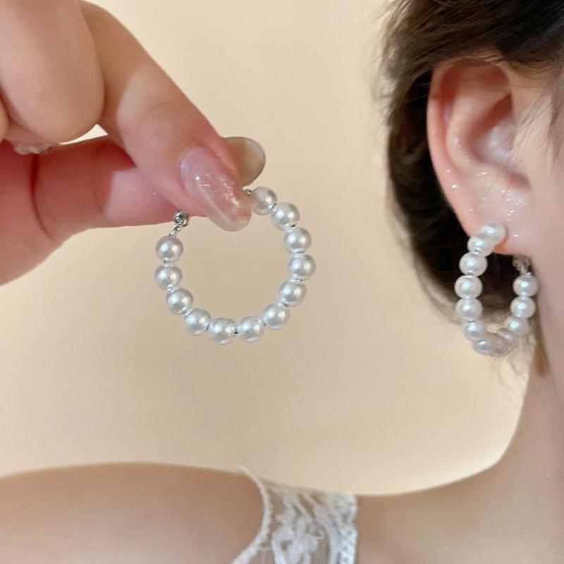 French Retro Pearl Geometric Hoop Earrings - Elegant, Fashionable, High-End Women s Accessories.