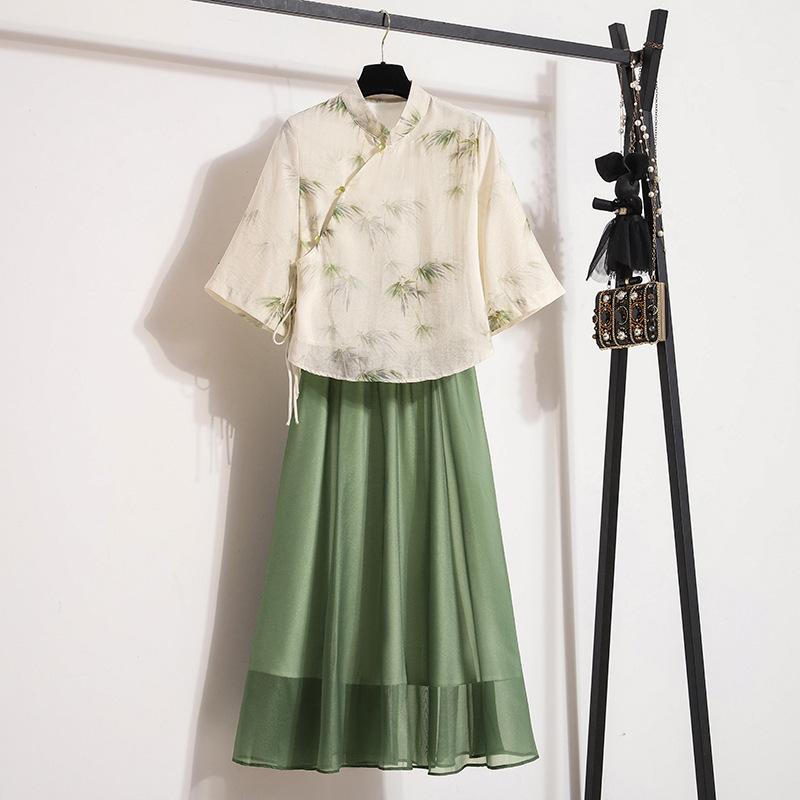 Plus Size Women's Chinese Hanfu Retro Top & Slimming Cheongsam Skirt Suit