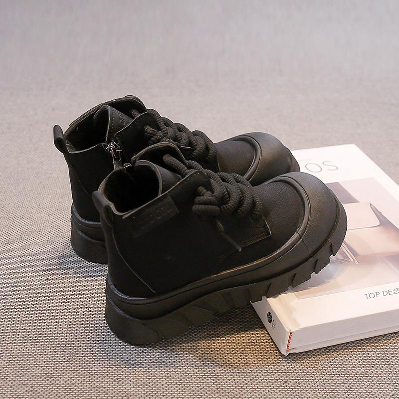 New Autumn and Winter Fashion British Style Retro Boys and Girls Stylish Martin Boots
