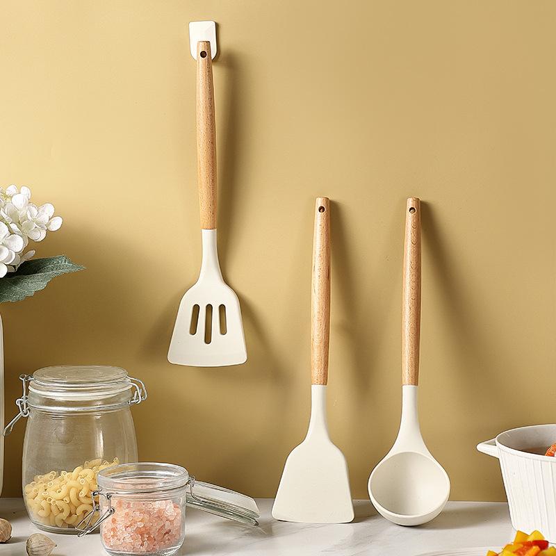 Food Grade Silicone Kitchen Utensils Set Beech Wood Handle Heat Resistant Non-Stick Cookware Spatula Spoon Whisk Tongs