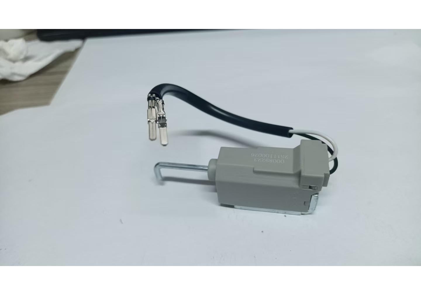 

Shift Solenoid Valve Gear Lock Motor for Hyundai ix35, Yue Dong, Ling Xiang, Sorento, I30, Yazun