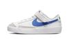 Blazer 77 Lässige Low-Top-Skateboardschuhe für Kinder Weiß Blau Kinder im Alter von 3-7 Jahren DA4075-109