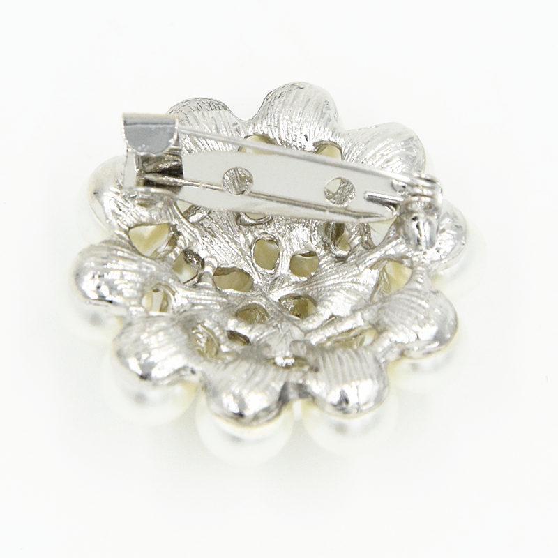 Korean Fashion Pearl & Crystal Brooch Pin for Ladies