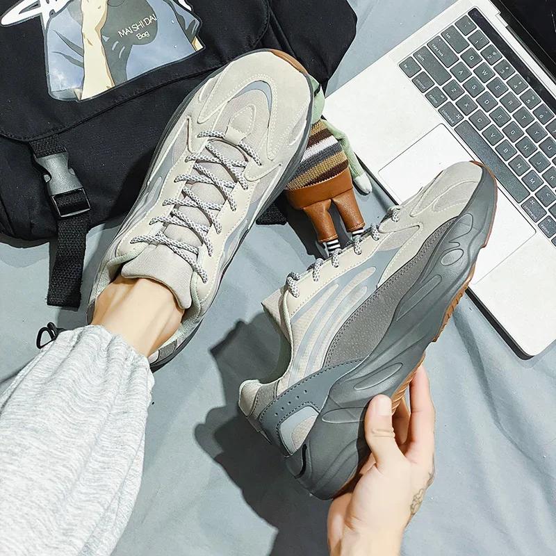 Men's Light Soled Leather Breathable Casual Shoes Women's Casual Shoes 2025 New Couples Running Sneakers