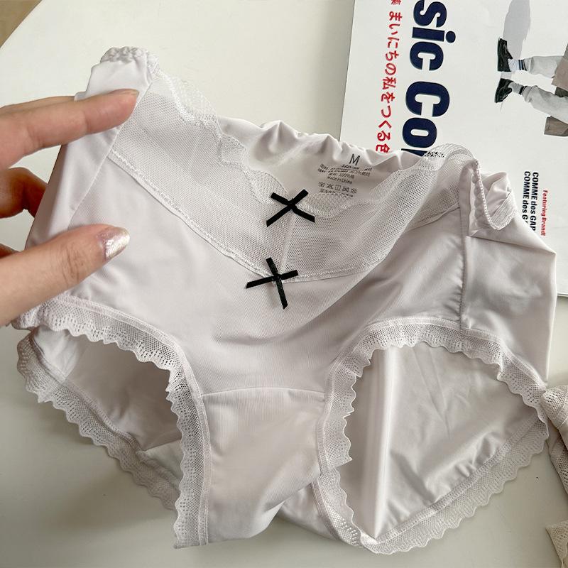 Ladies Summer Thin Comfortable Breathable No Trace Naked Milk Skin Ice Silk Cool Briefs