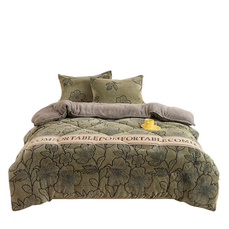 Thickened Winter Coral Fleece Blanket with Snowflake Design for Dormitory Mattresses