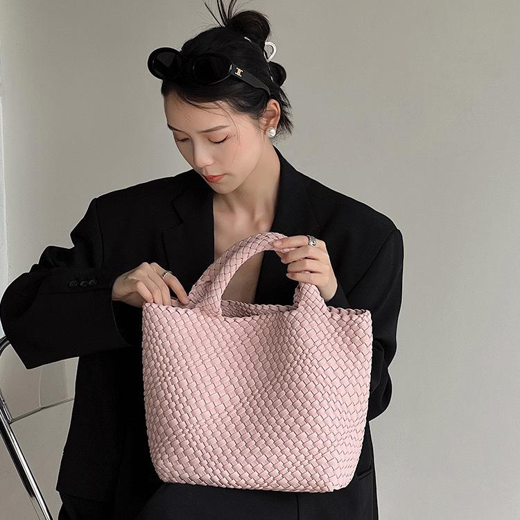 Women's Large Fashionable Woven Tote Bag - Versatile Double-Wrist Mother-Child Shopper