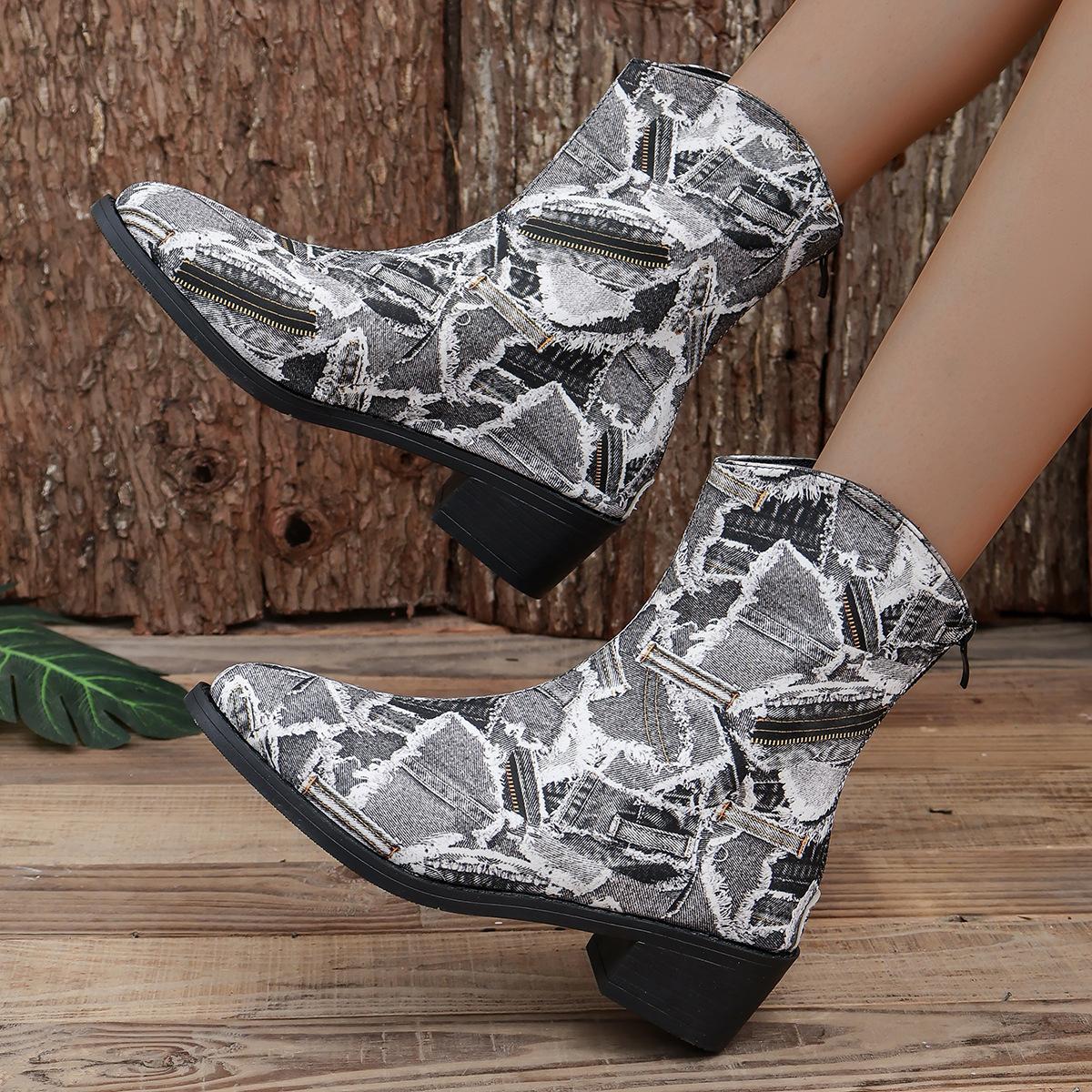 

Модные ботильоны большого размера для женщин 2024 Зима Новые, с коротким голенищем, молнией сзади, острым носком, толстым каблуком, низким каблуком, женские ботинки 42 чёрный