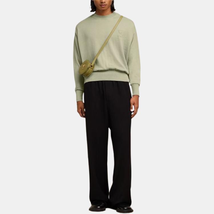 AMIPARIS Solid Color Patch Heart Round Neck Pullover Long Sleeve Sweater Unisex Sweater Sandy-Green UKS042KN0039-366