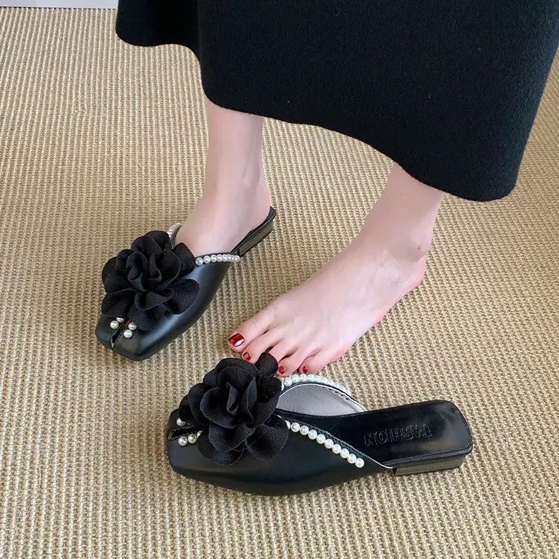 Fashion Women's Slippers and Ladies Sandals Pearl Low Heel Shoes Small Size Stylish Elegant Fashionable New Fashion 2025 Luxury Slides