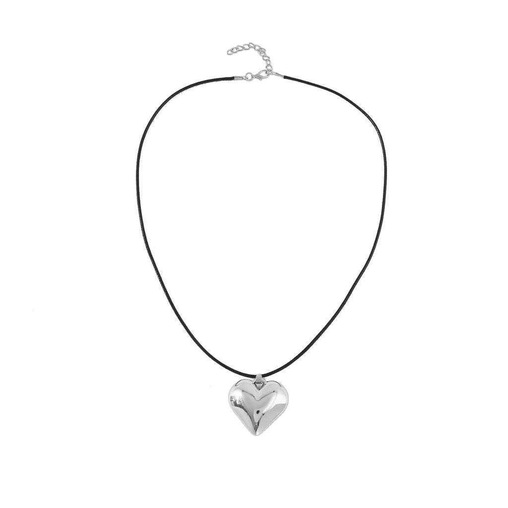 Simple Chunky-Heart Choker Necklace Big Heart Pendant Adjustable Chain Heart Necklaces for Women Teen Girls Jewelry