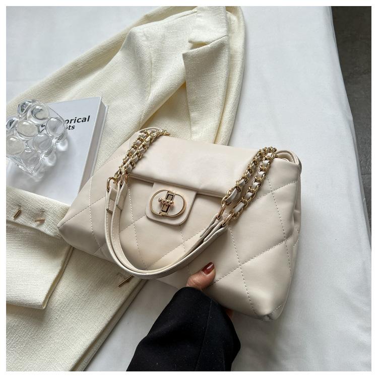 New popular small bag women's spring and autumn diamond chain temperament versatile underarm shoulder bag