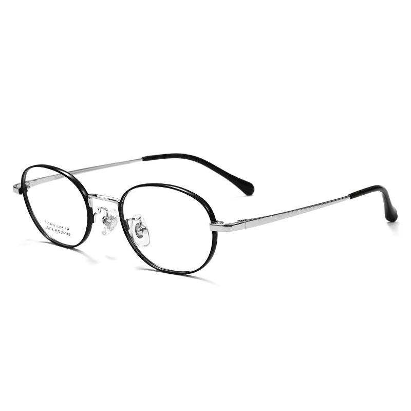Retro Artistic Titanium Small Frame Glasses - Thick, Fashionable, Fresh & Sweet Style
