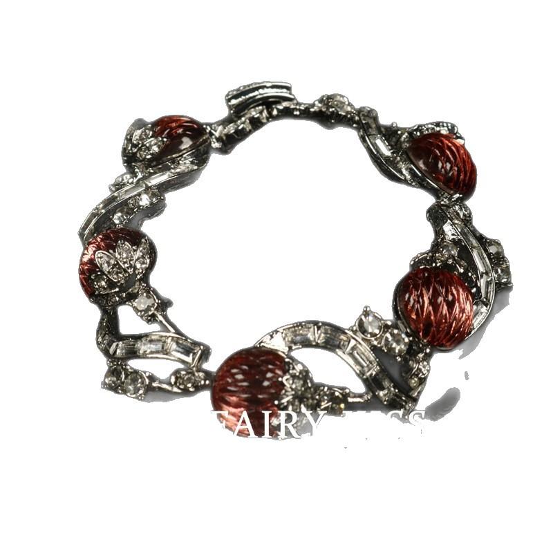 Stylish Exquisite Rhinestone High-end Bracelet, Sweet Necklace, Elegant Women's Earrings Set 925 Silver Needle