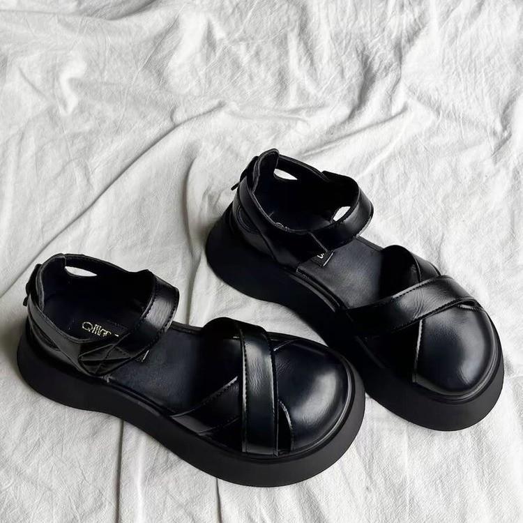Fashion Summer Women Shoes Black Flat Leather Fashion Sandals Lace up Thick Soled Ankle Strap Sandals For Women Pinch Toe Flip Flops