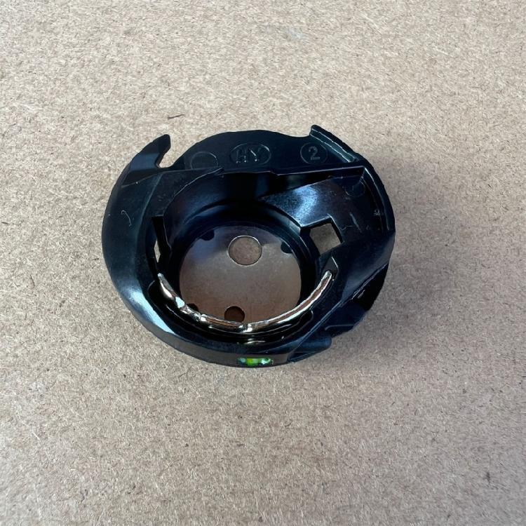 Multipurpose Home Sewing Machine Bobbin Case 68003563 For DZ2400 DZ2750 DZ3000 DZ3400 DZ820E ES2010 ES2000 EX660 EX660