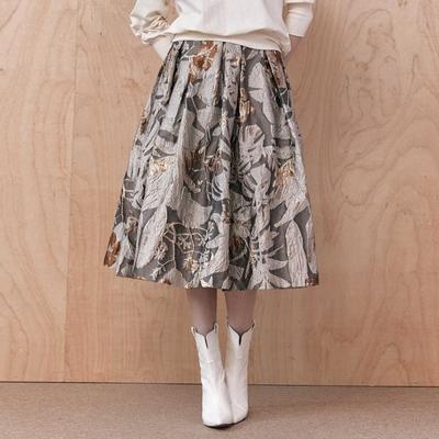 Metallic Jacquard Pintuck Flare Long Skirt Zc10qs403on
