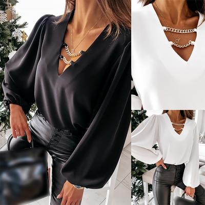 Modische Damen-Bluse mit weitem V-Ausschnitt und sexy Hemdärmeln